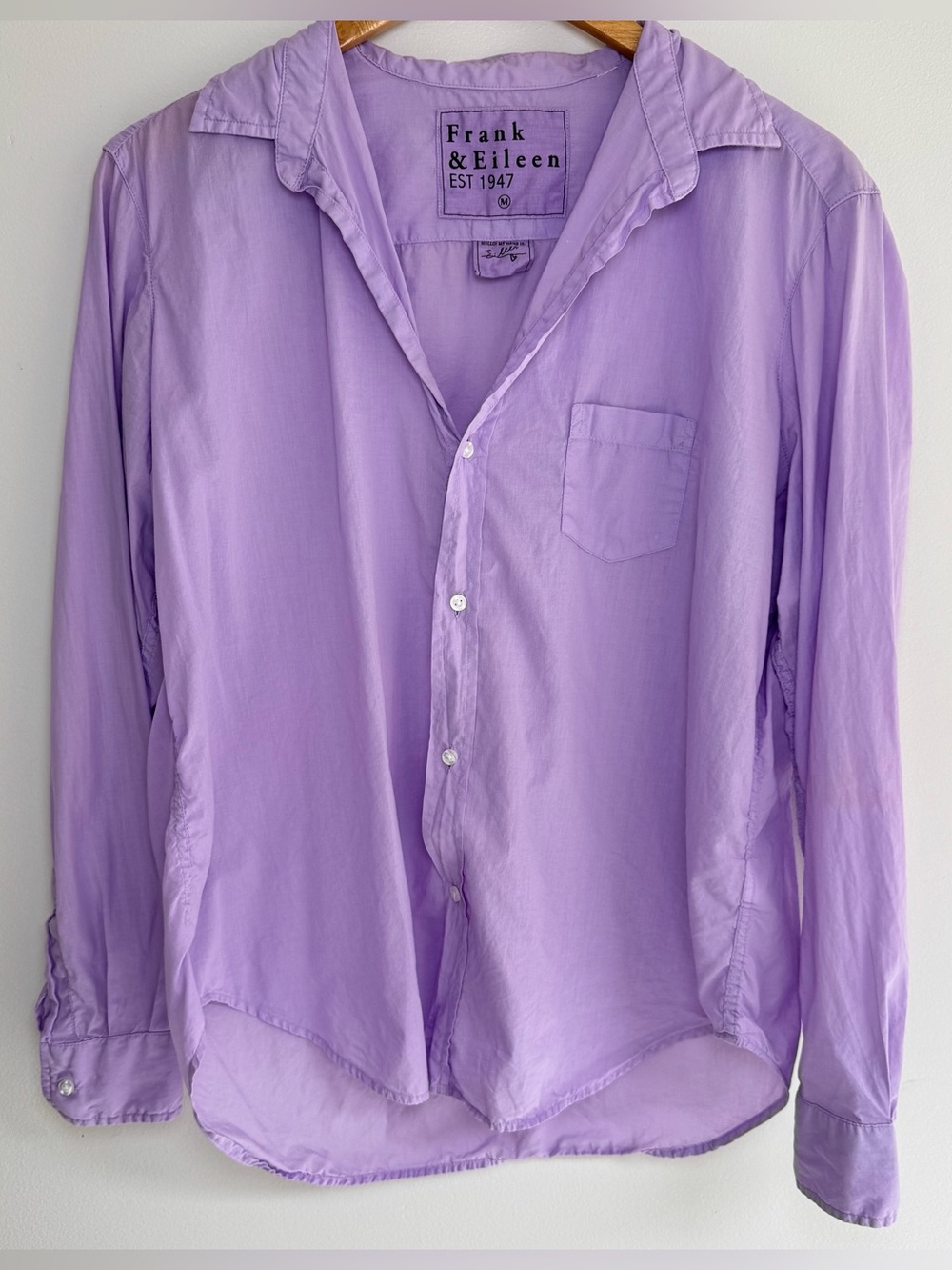 Frank & Eileen Relaxed Button Up "Eileen" Shirt Purple Lavendar Size Medium